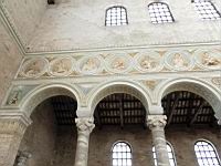 D06-015- Ravenna- Basillica di S. Apollinare.JPG